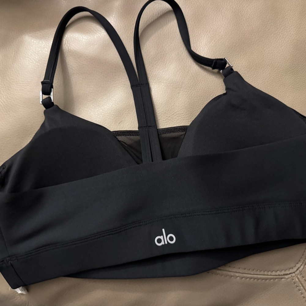 Alo Airlift Suit Up bra